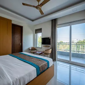 The Palms I Near Medanta Medicity I Sec-38 India