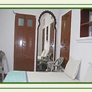 Jheel & Restaurant India